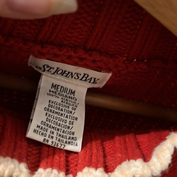 St John’s Bay 100% acrylic winter sweater! Winter white and red with sequins! - Picture 4 of 4